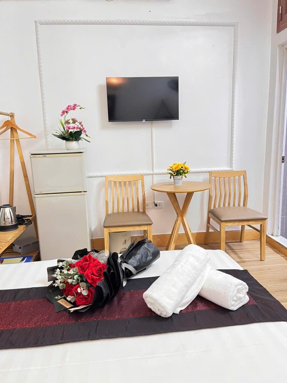 Fortuna Homestay Ханой Екстериор снимка